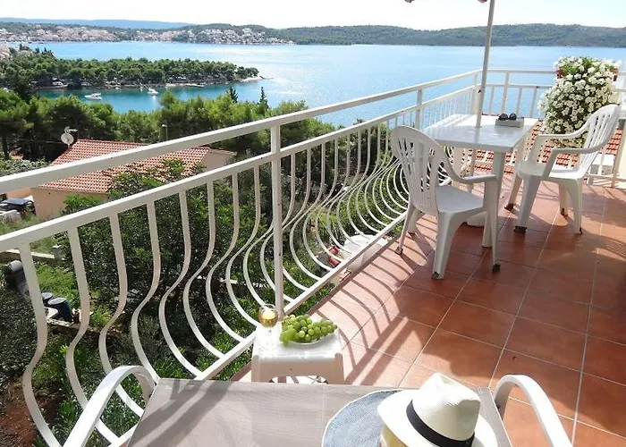 Yellow House * Trogir