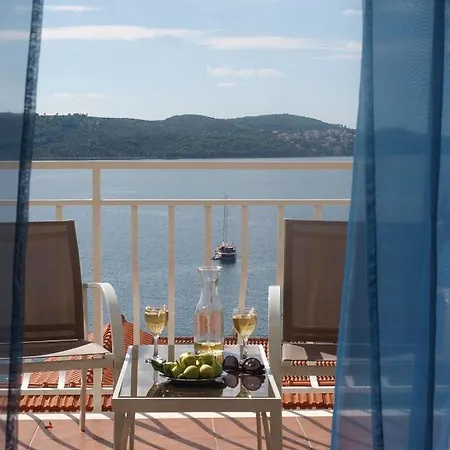 Appartement Yellow House