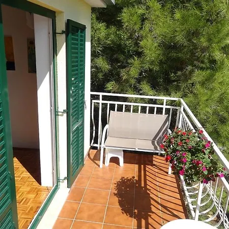 Appartement Yellow House Trogir