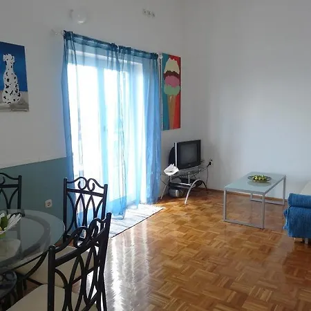 Apartament Yellow House