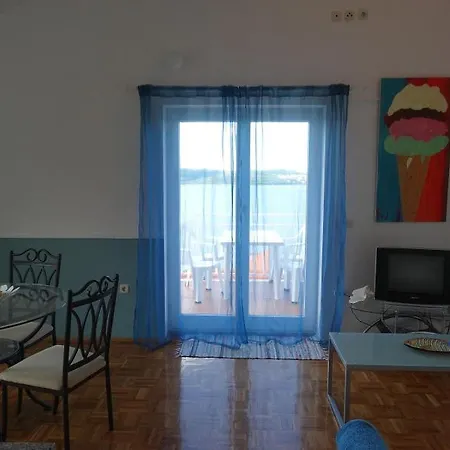 Appartement Yellow House *