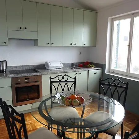 Apartment Yellow House Trogir