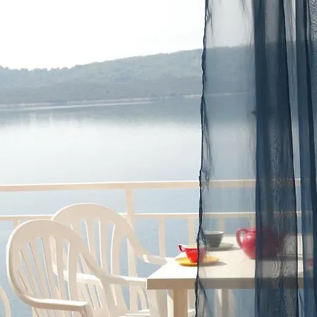 Διαμέρισμα Yellow House