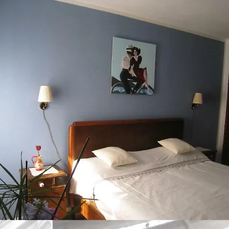 Appartement Yellow House *