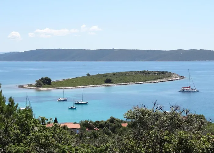 Yellow House Apartman Trogir