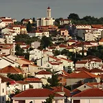 Yellow House * Trogir
